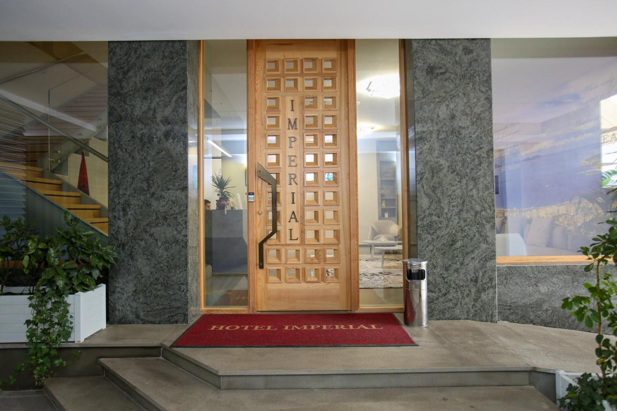 Hotel Imperial Kanine Екстериор снимка