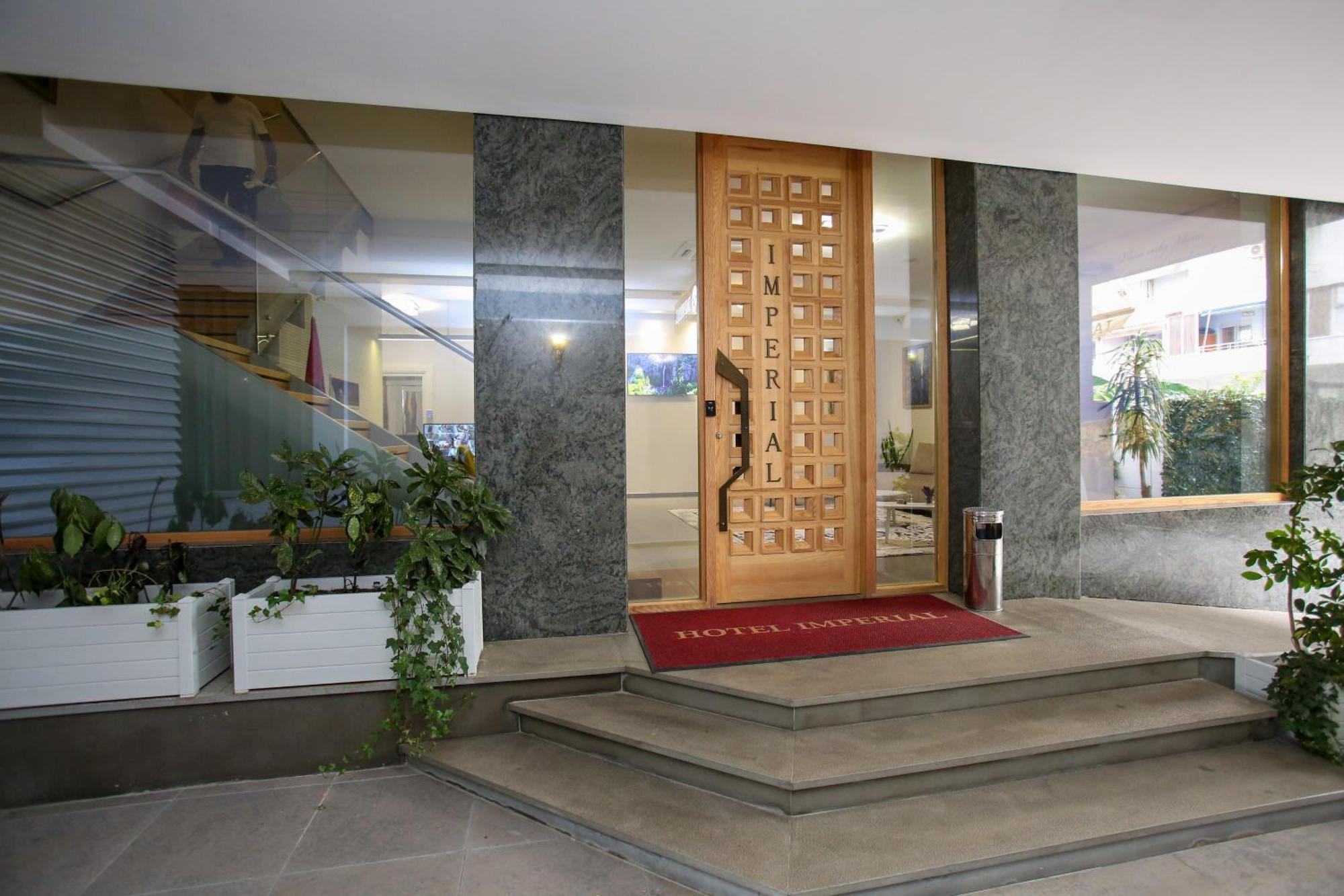 Hotel Imperial Kanine Екстериор снимка